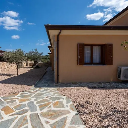 Il Corallo - Elegante & 4 Min Dalla Villa San Teodoro (Sardinia)